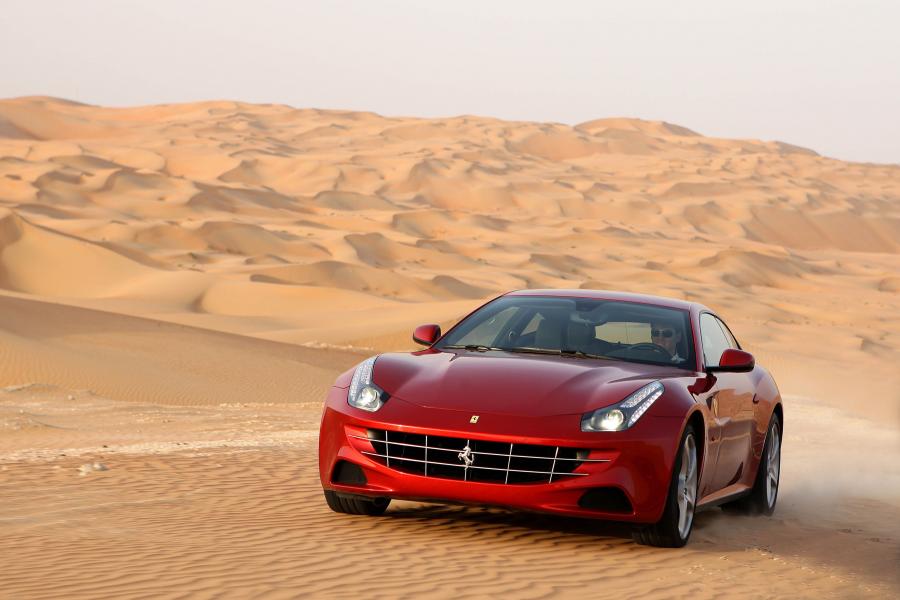  Ferrari FF 2011 года  (фото 98 из 195)